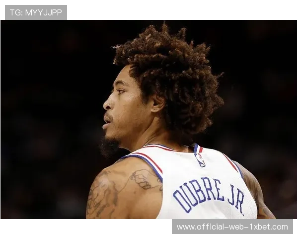 乌布雷21分8篮板3助攻 76人侧翼攻防两端贡献显著